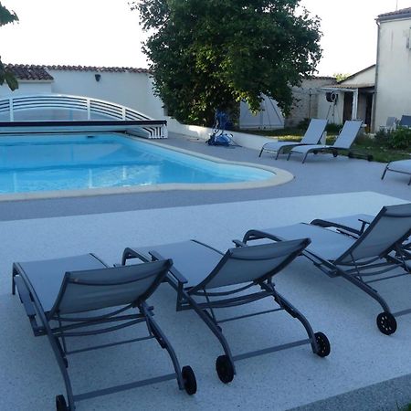 Bed and Breakfast Campagne Ocean Montroy Екстер'єр фото